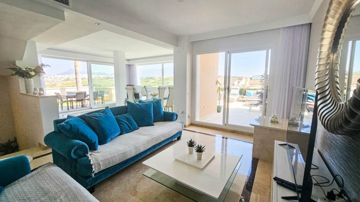 Image No.3-4 Bed House for sale