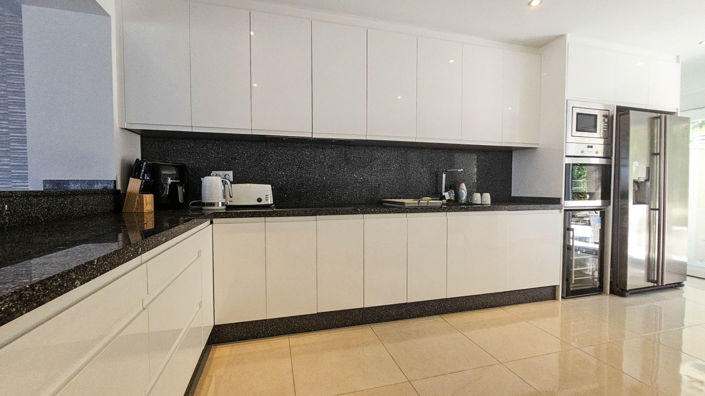 Image No.4-4 Bed House for sale