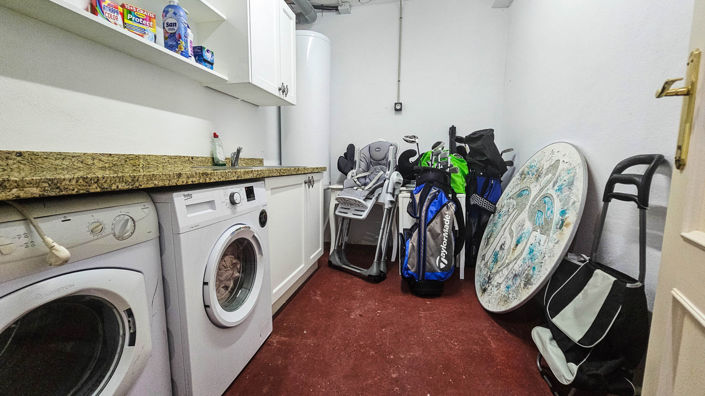 Image No.35-4 Bed House for sale