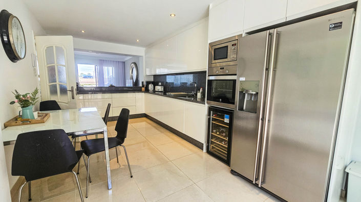 Image No.44-4 Bed House for sale