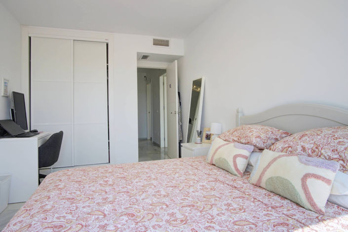 Image No.15-3 Bed Townhouse for sale