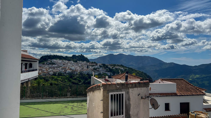 Image No.27-4 Bed Townhouse for sale