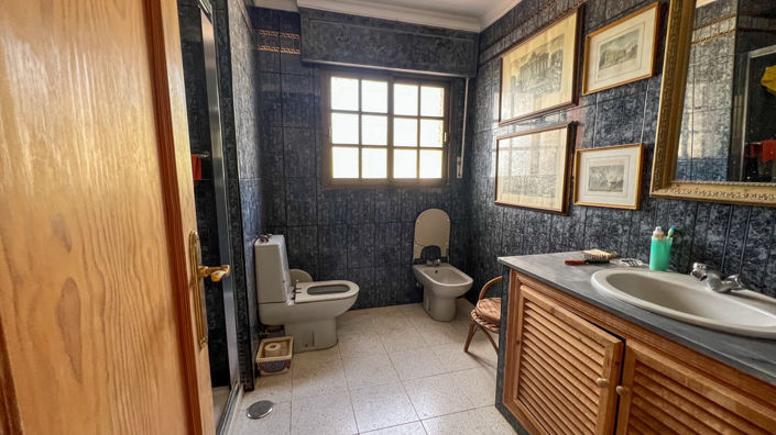 Image No.31-4 Bed Townhouse for sale