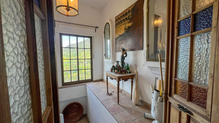 Image No.35-4 Bed Townhouse for sale