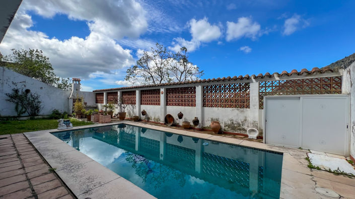 Image No.47-4 Bed Townhouse for sale