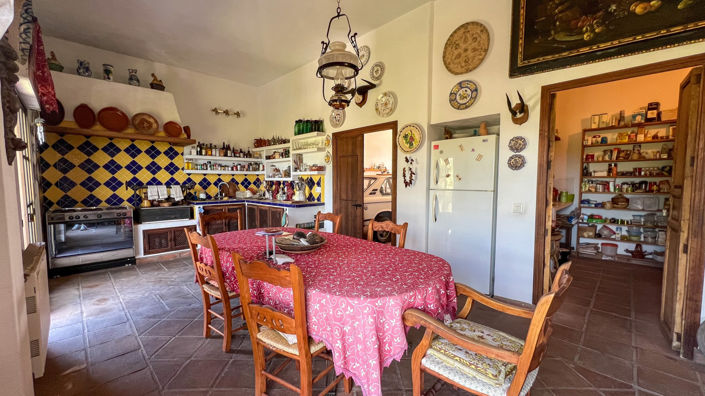 Image No.9-4 Bed Townhouse for sale