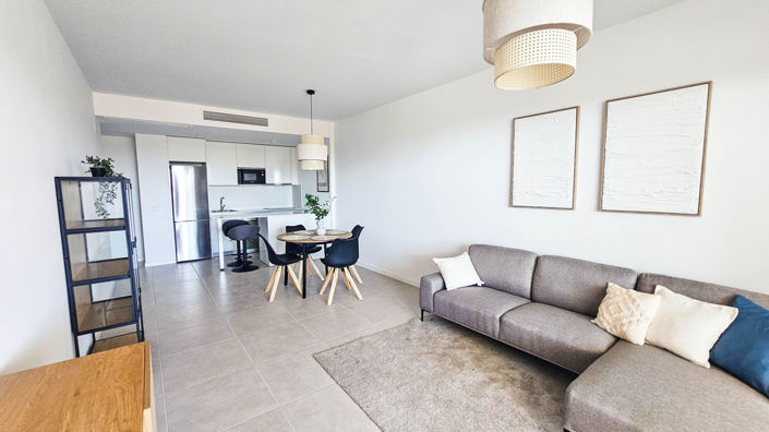 Image No.5-3 Bed Property for sale