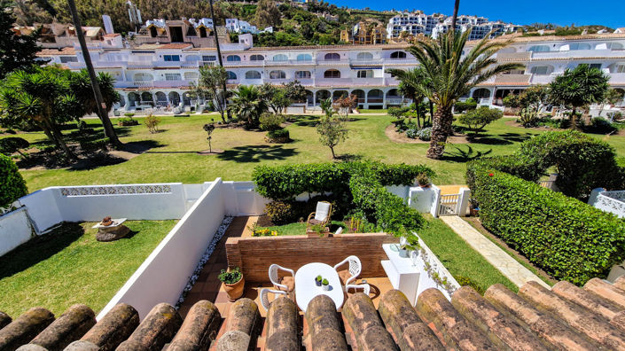 Image No.21-4 Bed Townhouse for sale