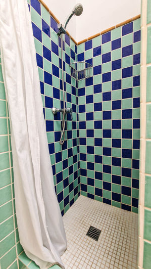 Image No.26-4 Bed Townhouse for sale