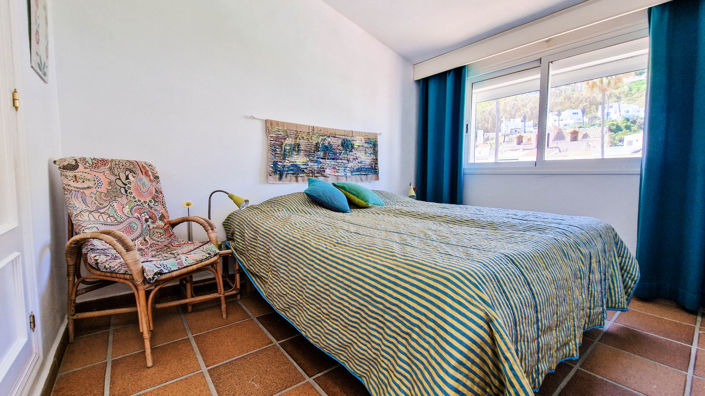 Image No.30-4 Bed Townhouse for sale