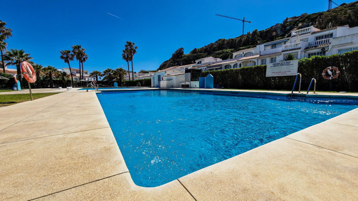 Image No.35-4 Bed Townhouse for sale