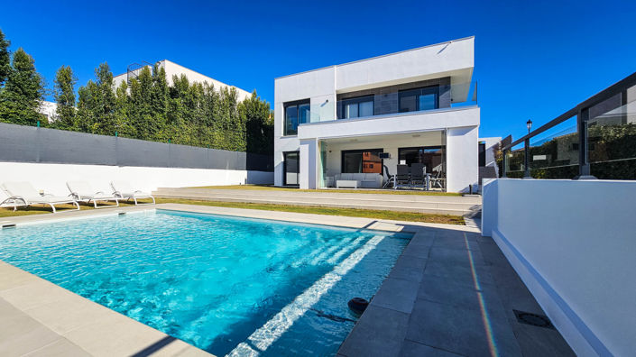 Image No.17-3 Bed Villa for sale