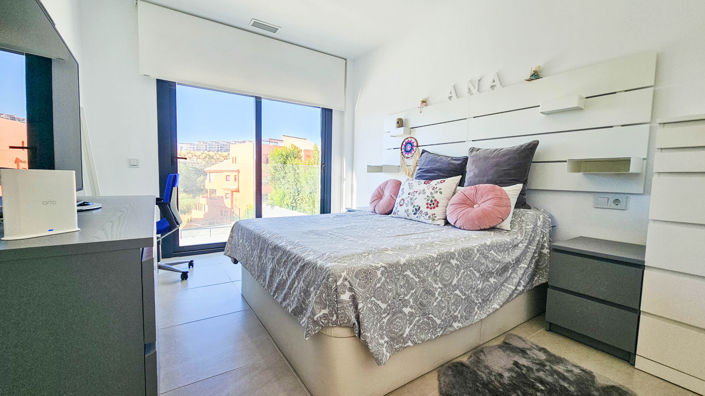 Image No.29-3 Bed Villa for sale