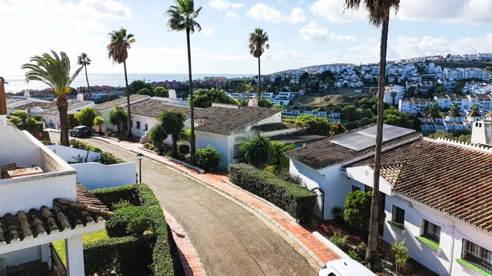 Image No.35-5 Bed Villa for sale
