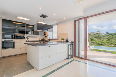 b98le8d7m9k3degpefzhs0lif8u4xzvzhwxtmggyekxx9