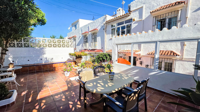 Image No.21-2 Bed Townhouse for sale