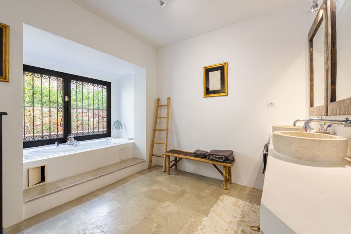 Image No.11-3 Bed Villa for sale