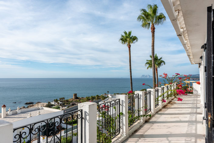 Image No.2-3 Bed Villa for sale