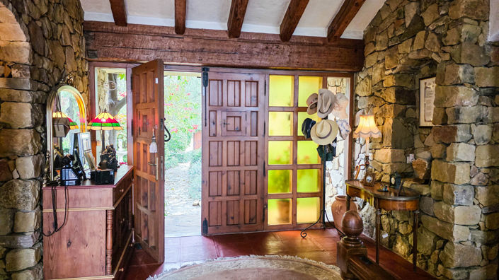 Image No.3-5 Bed Villa for sale