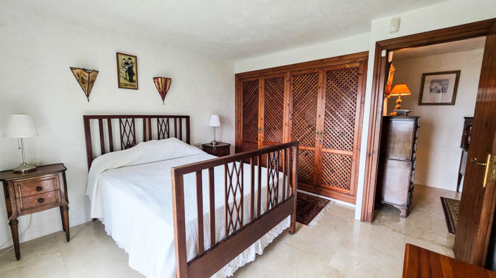Image No.38-5 Bed Villa for sale