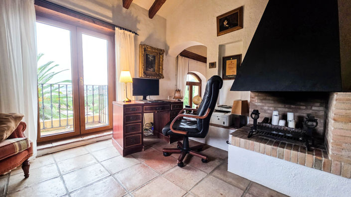 Image No.50-5 Bed Villa for sale