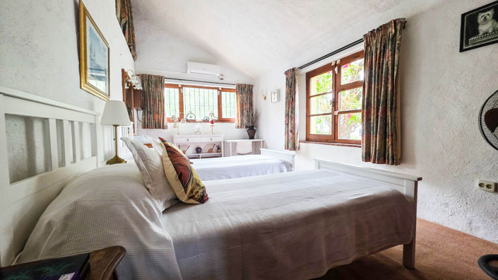 Image No.51-5 Bed Villa for sale