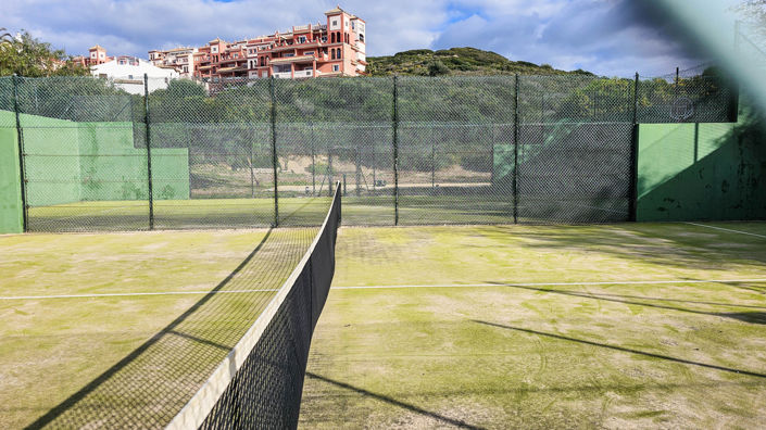 Image No.30-2 Bed Property for sale