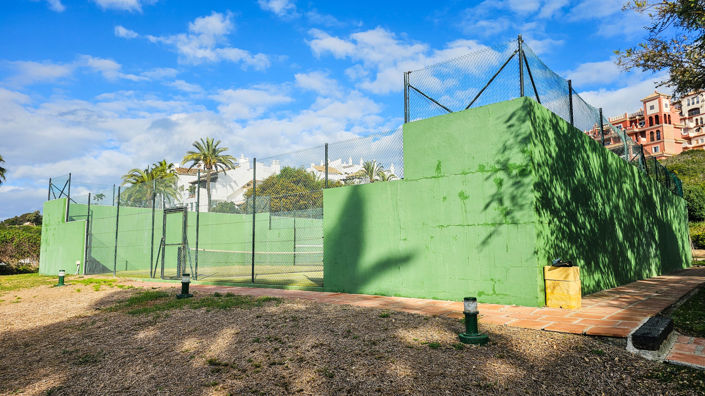 Image No.31-2 Bed Property for sale