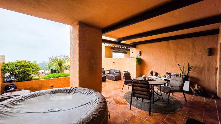 Image No.6-2 Bed Property for sale