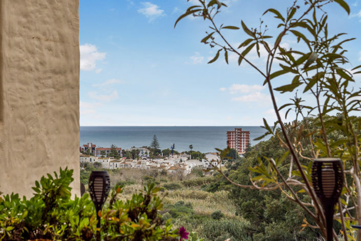 Image No.30-2 Bed Apartment for sale