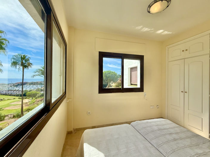 Image No.22-3 Bed Apartment for sale