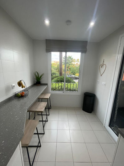 Image No.37-3 Bed Property for sale