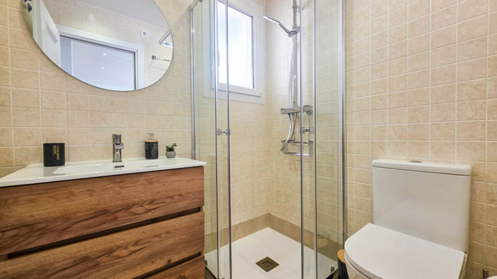 Image No.23-2 Bed Apartment for sale