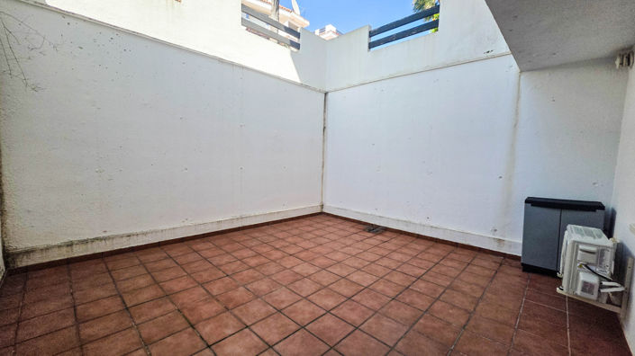 Image No.26-2 Bed Apartment for sale