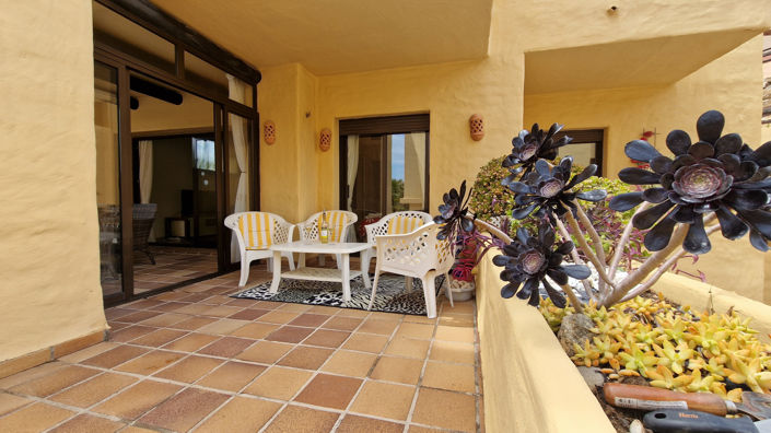 Image No.20-3 Bed Property for sale