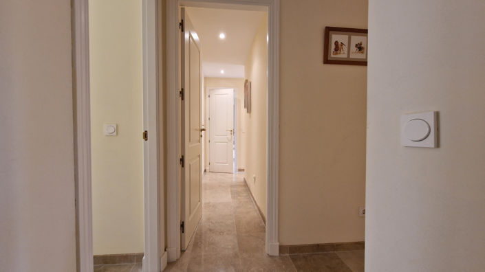 Image No.21-3 Bed Property for sale