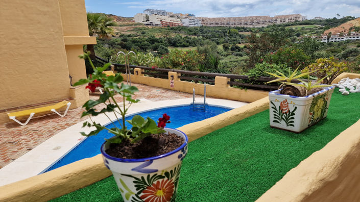 Image No.6-3 Bed Property for sale
