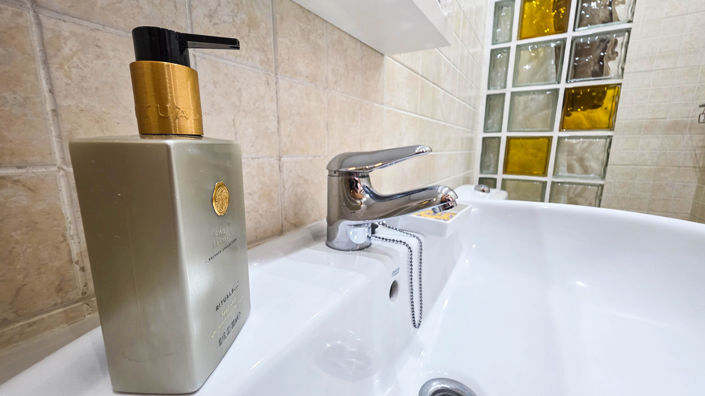 Image No.22-2 Bed Property for sale