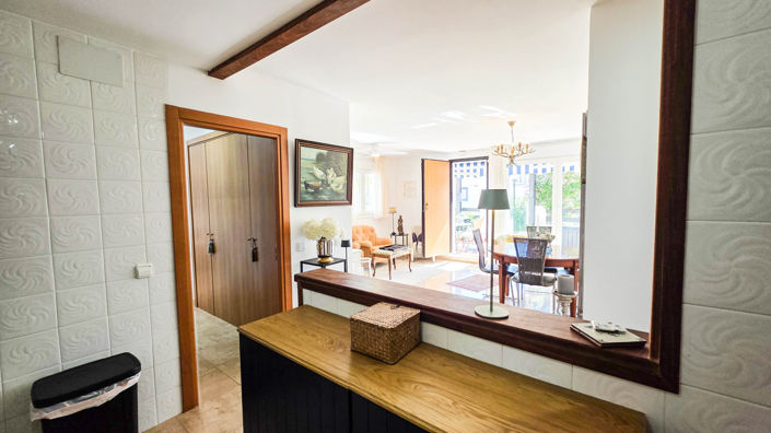 Image No.31-2 Bed Property for sale