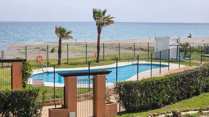 Image No.29-3 Bed Townhouse for sale