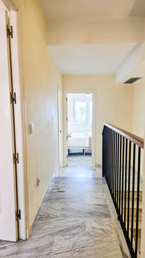 Image No.30-3 Bed Townhouse for sale