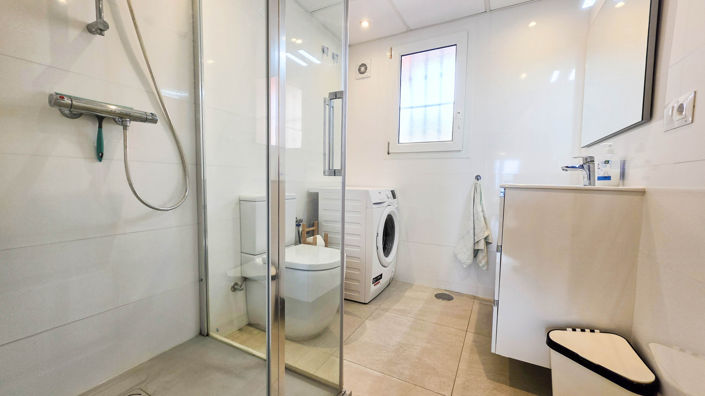 Image No.5-3 Bed Townhouse for sale