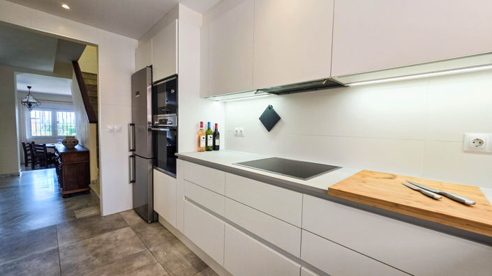 Image No.8-3 Bed Townhouse for sale