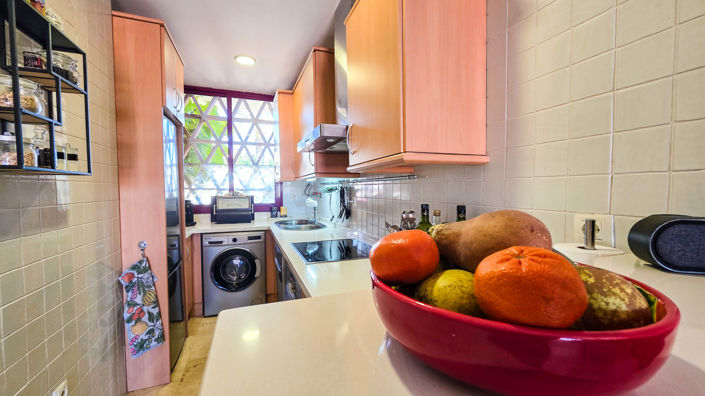 Image No.20-2 Bed Property for sale