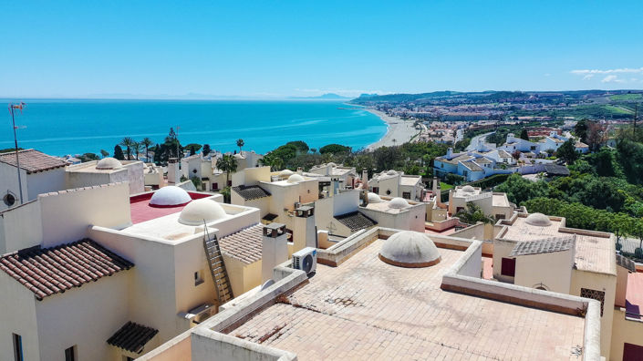 Image No.8-2 Bed Property for sale