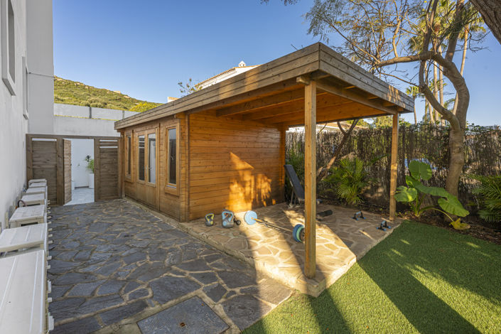 Image No.18-6 Bed Villa for sale