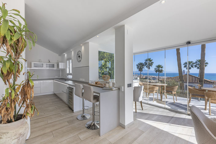 Image No.32-6 Bed Villa for sale