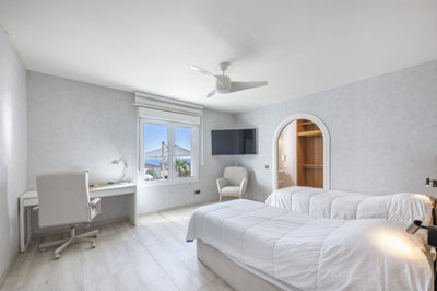 b98le8d7m9k3degpefzhs0lif8u4xzvzhwxtmggyekxx9