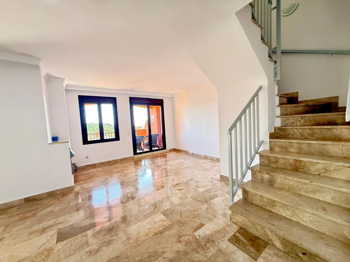 Image No.32-3 Bed Property for sale