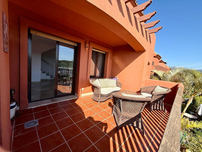 Image No.40-3 Bed Property for sale